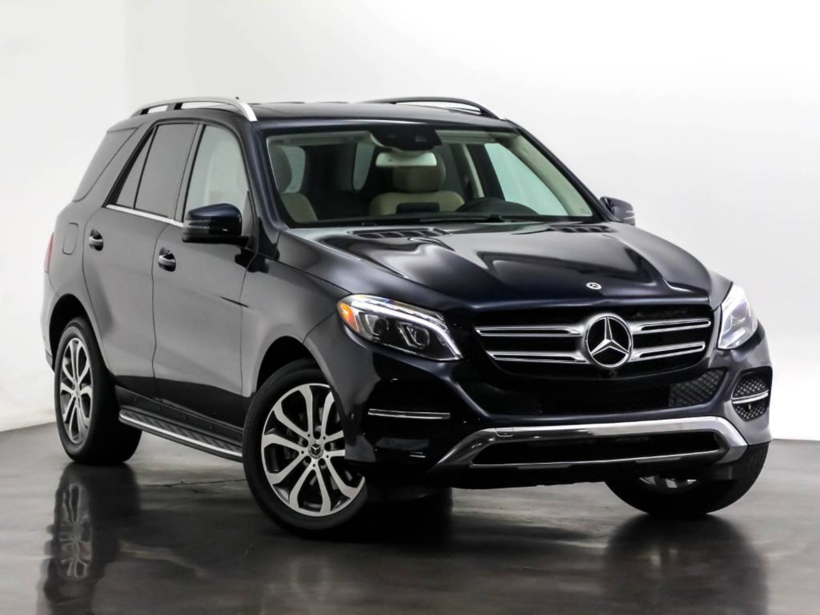 Certified Pre Owned 2018 Mercedes Benz Gle Gle 350 Rear Wheel Drive Suv