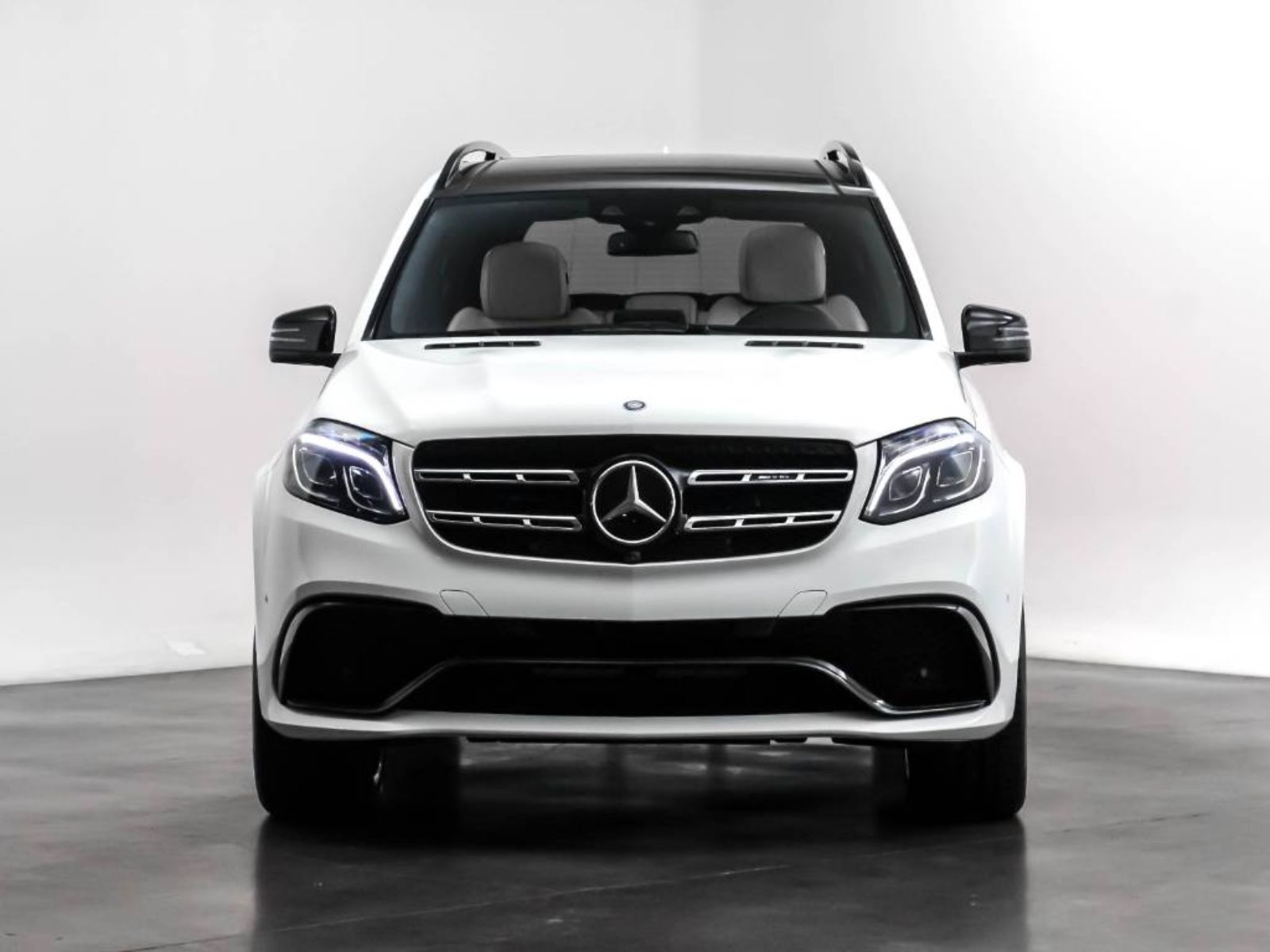 Certified Pre Owned 2017 Mercedes Benz Gls Amg Gls 63 4matic