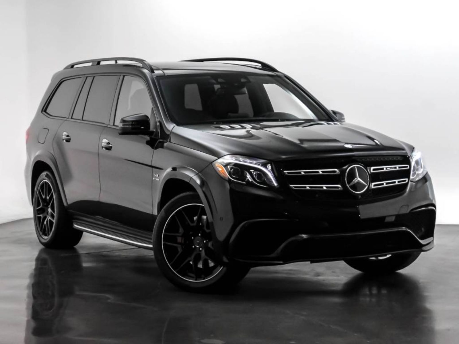 Certified Pre Owned 2017 Mercedes Benz Gls Amg Gls 63 4matic