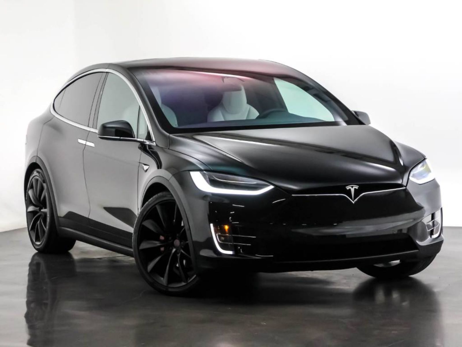 Pre Owned 2018 Tesla Model X P100d All Wheel Drive Suv